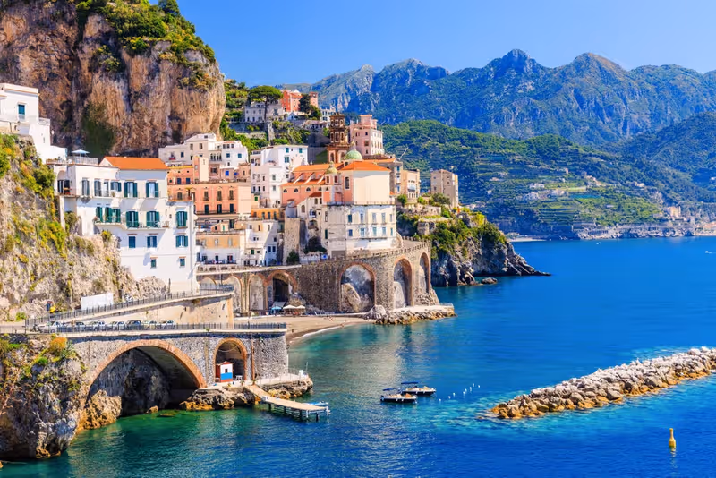 Naples: Pompeii Entrance & Amalfi Coast Tour with Lunch